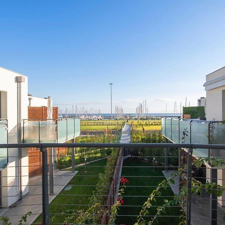 Ferienwohnung H11 Luxury 12B Porto - Piscina - Jacuzzi Santo Stefano al Mare Exterior foto