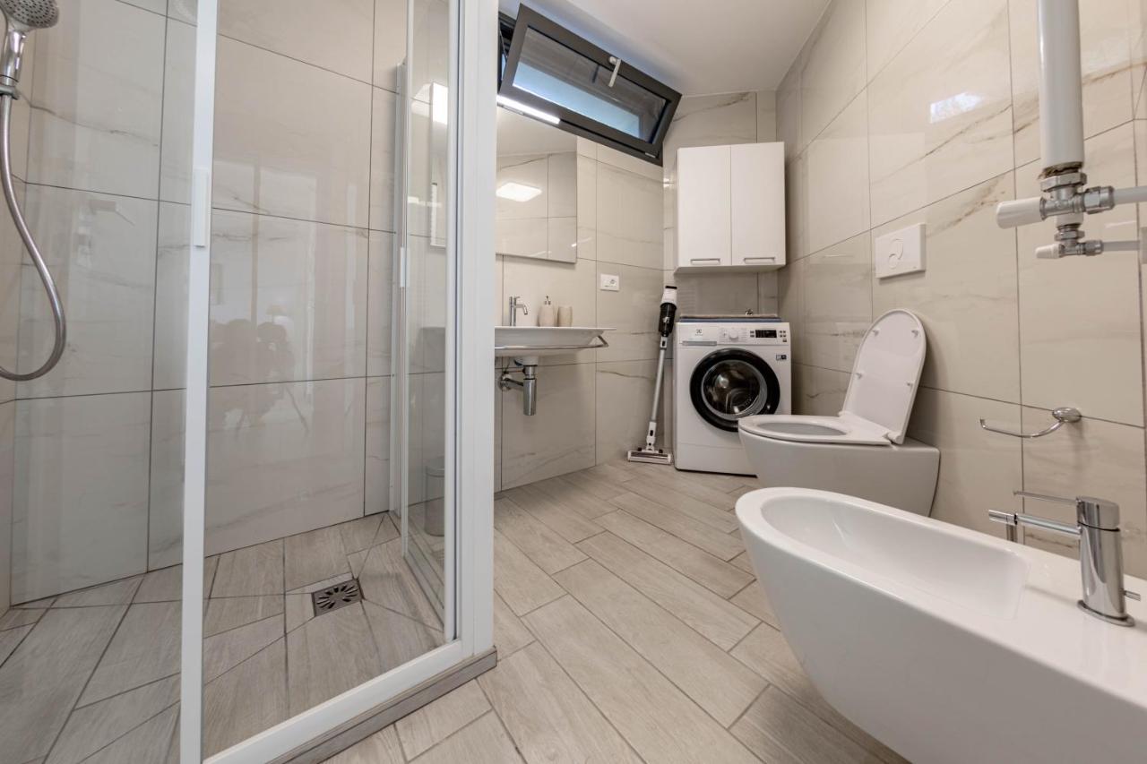 Ferienwohnung H11 Luxury 12B Porto - Piscina - Jacuzzi Santo Stefano al Mare Exterior foto