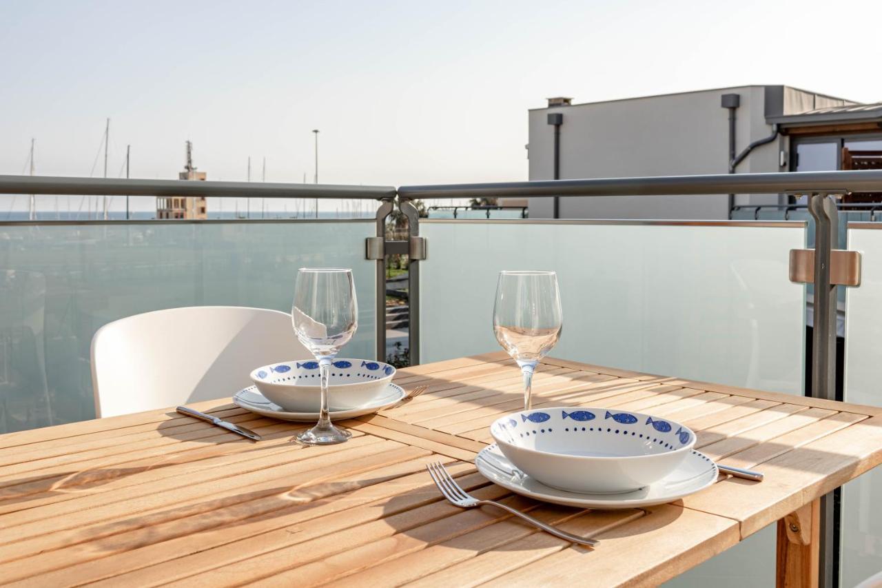 Ferienwohnung H11 Luxury 12B Porto - Piscina - Jacuzzi Santo Stefano al Mare Exterior foto