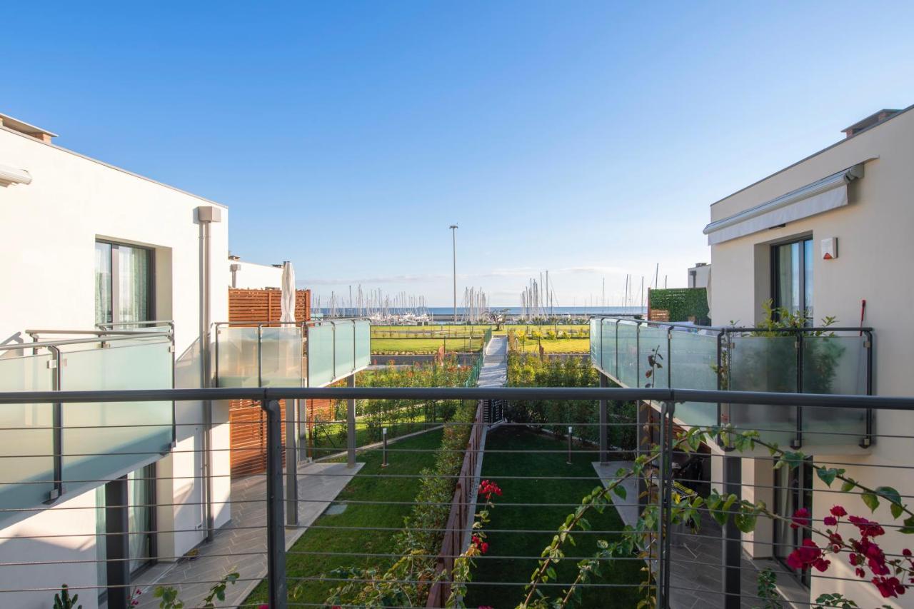 Ferienwohnung H11 Luxury 12B Porto - Piscina - Jacuzzi Santo Stefano al Mare Exterior foto